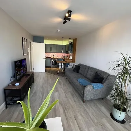 Parkgate Apartment